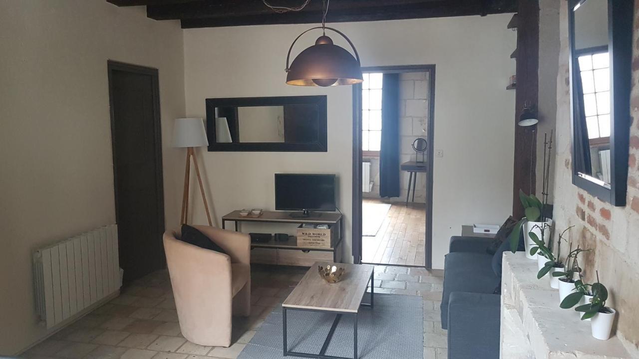 Appartement Dans Immeuble 15 Eme Siecles Vieux טור מראה חיצוני תמונה